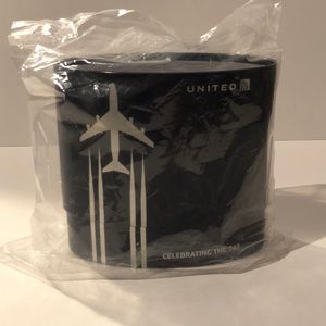 United Business Class Polaris Amenity Kit